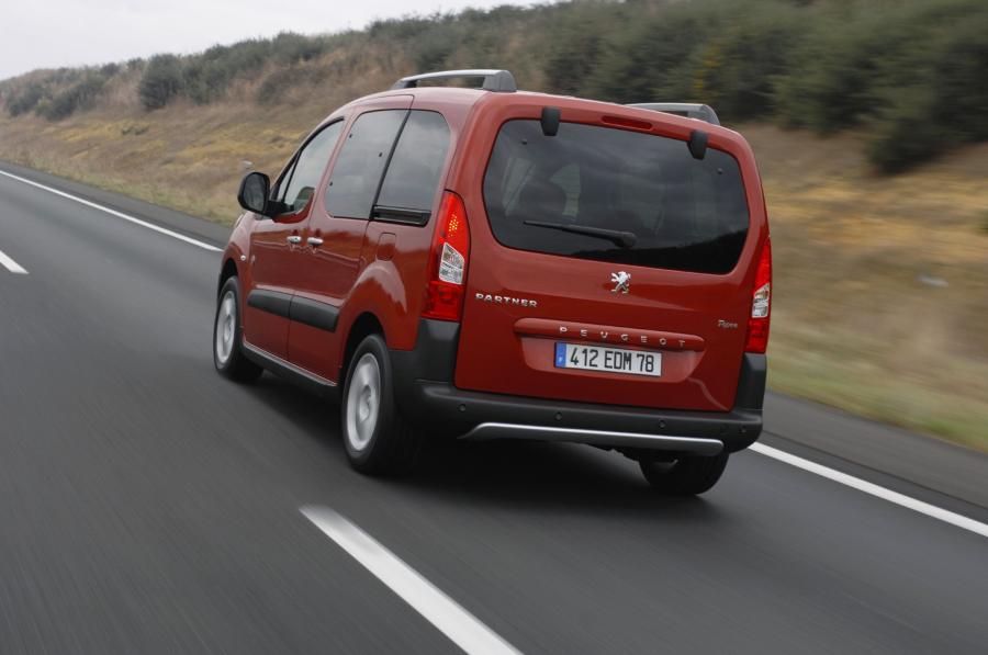  Peugeot Partner Tepee OutDoor 2008 года  (фото 41 из 84)